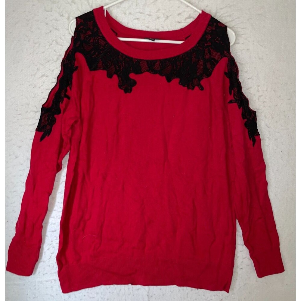 Torrid RED SWEATER KNIT & LACE TOP Women's size 1 XL Cold Shoulder 100% Cotton